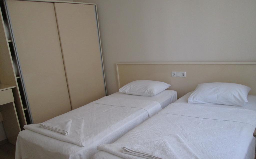 Ada Butik Hotel คูซาดาซี ภายนอก รูปภาพ