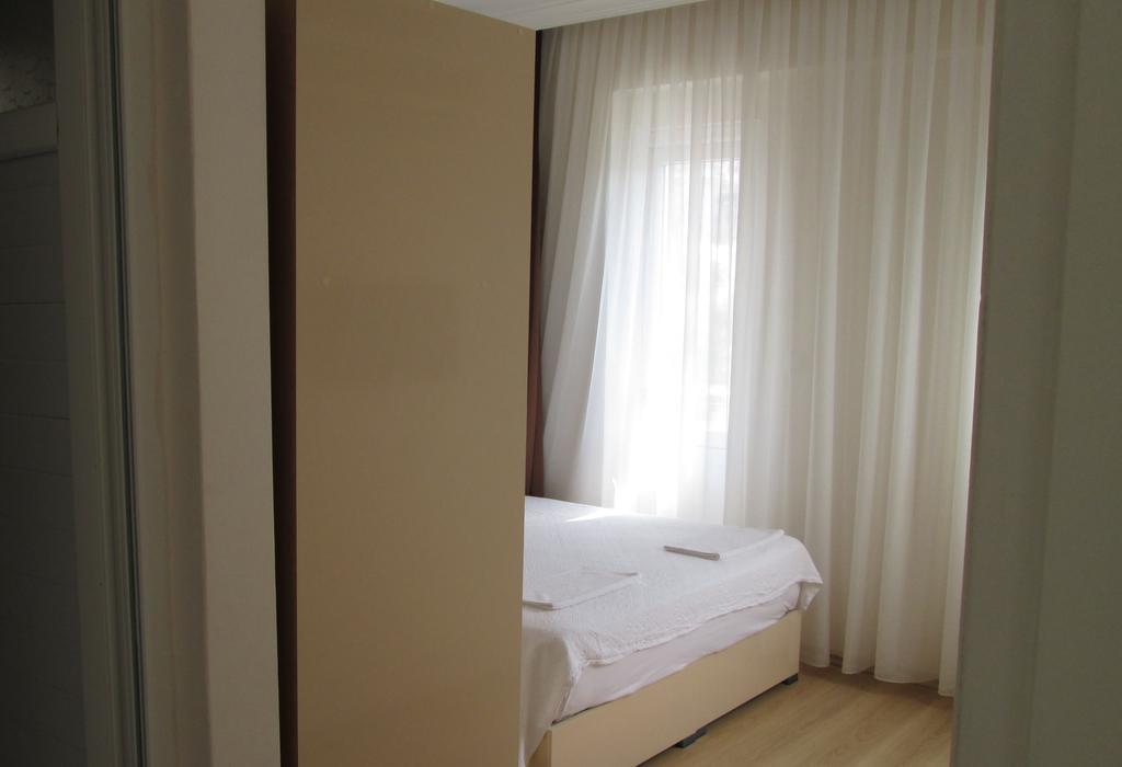 Ada Butik Hotel คูซาดาซี ภายนอก รูปภาพ