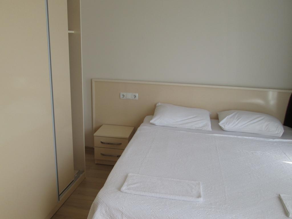 Ada Butik Hotel คูซาดาซี ภายนอก รูปภาพ